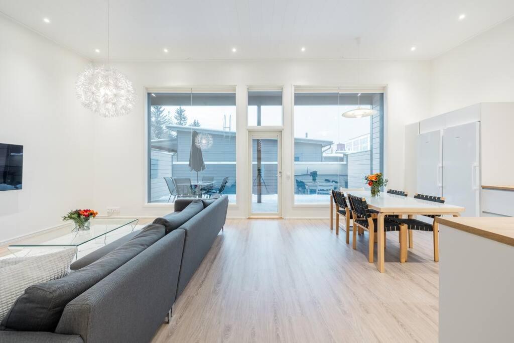 Valoisa Rivitalokolmio Rovaniemi Ngoại thất bức ảnh